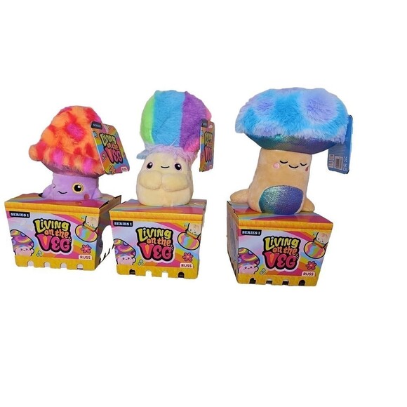 Living On The Veg Russ Kellytoy 3 Pk Mushroom Plush Series 1 Quinn Zeek Fey - Picture 5 of 12